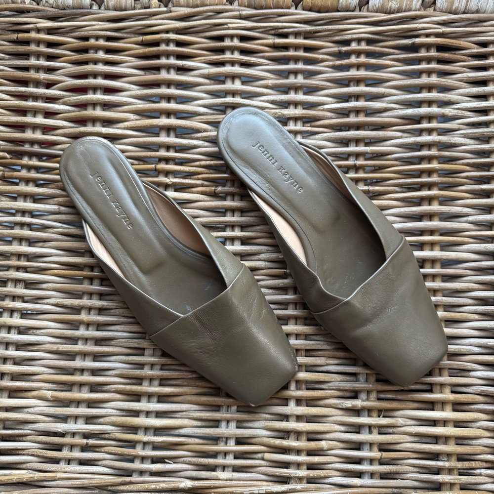 Jenni Kayne Brown Leather Mules - Picture 2 of 10